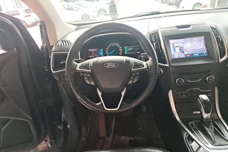 Used Ford Edge 2016 EcoBoost 245 Four-Wheel Drive Titanium Edition 7-Seater