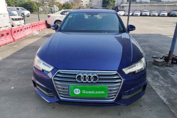 Used Audi A4L 2018 30th Anniversary Edition 40 TFSI Fashion Model