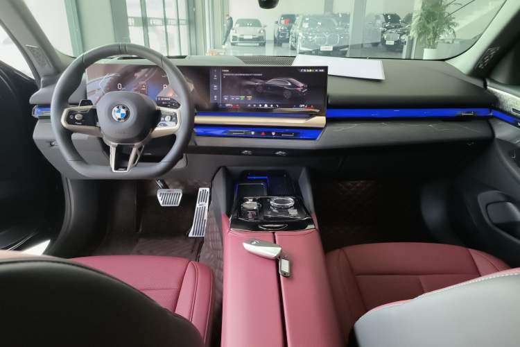 Used BMW 5 Series 2025 530Li Luxury Edition M Sport Package
