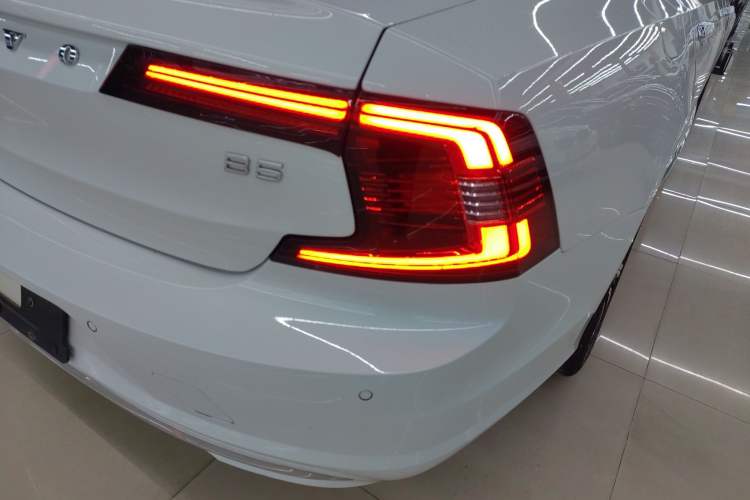 Used Volvo S90 2021 B5 Zhiyuan Luxury Edition
