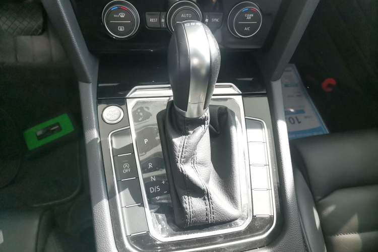 Used Volkswagen Magotan 2019 330TSI DSG Luxury Version China VI Standard