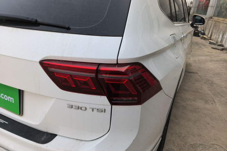 Used Volkswagen Tiguan L 2022 330TSI Automatic Two-Wheel Drive R-Line Enhanced Edition
