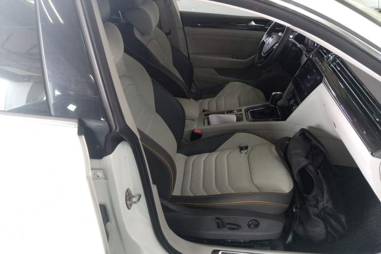 Used Volkswagen FAW-Volkswagen CC 2019 380TSI Yeyan Edition China V Standard
