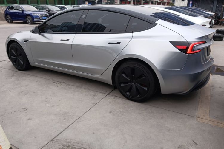 Used Tesla Model 3 2023 Rear-Wheel-Drive Version
