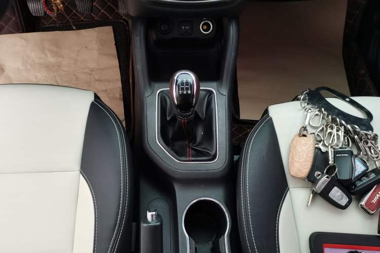 Used Changan CS35 2017 1.6L Manual Luxury Model
