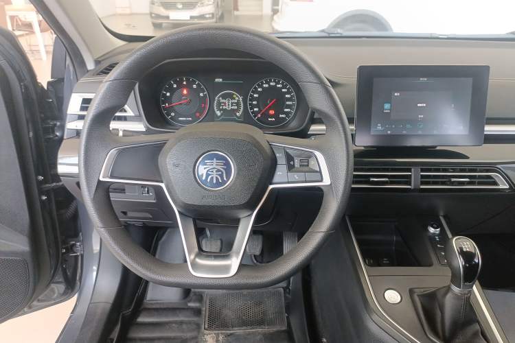 Used BYD Qin 2019 1.5L Manual Luxury Version

