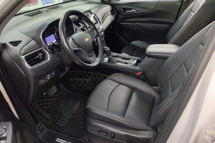 Used Chevrolet Equinox 2019 535T Automatic YuJie Edition China VI
