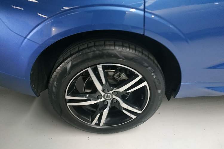 Used Volvo XC60 2019 T5 4x4 Zhiya Sport Edition China VI Standard
