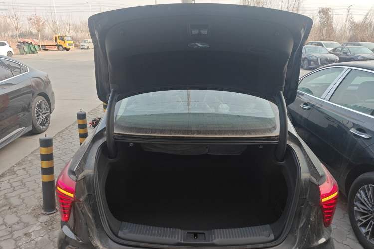 Used Hongqi H5 2024 1.5T DCT Smart Connect Flagship Edition