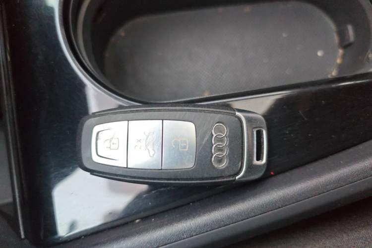 Used Audi Q4 e-tron 2022 40 e-tron Adventure Edition
