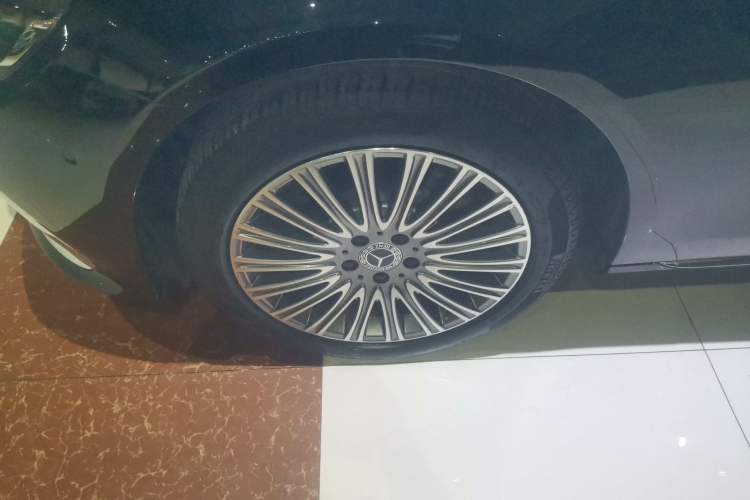 Used Mercedes-Benz E-Class 2023 E 300 L Luxury Model
