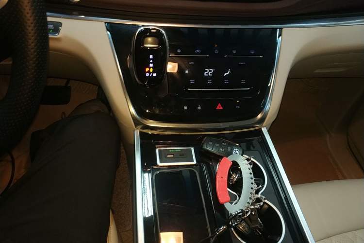 Used Buick GL8 2021 Land Cruiser Executive Class 652T Comfort Model