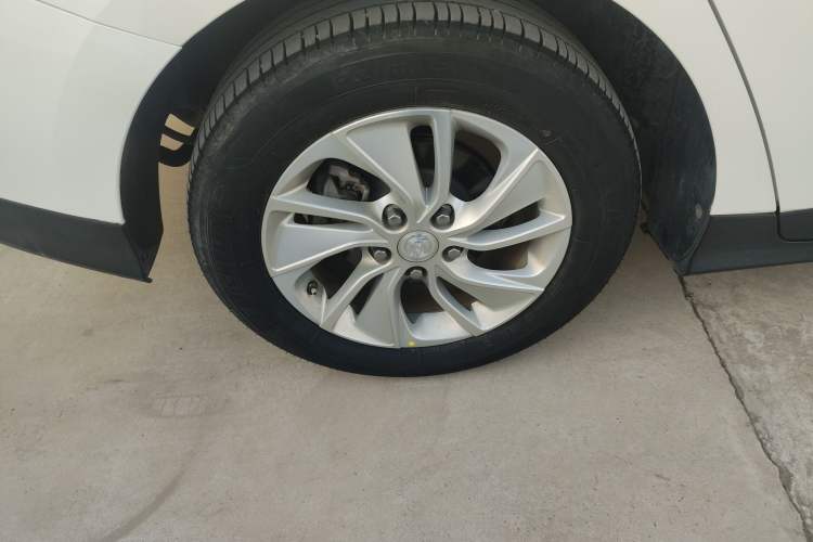 Used Buick Velite 6 2022 Plug-in Hybrid Connected Fashion Model
