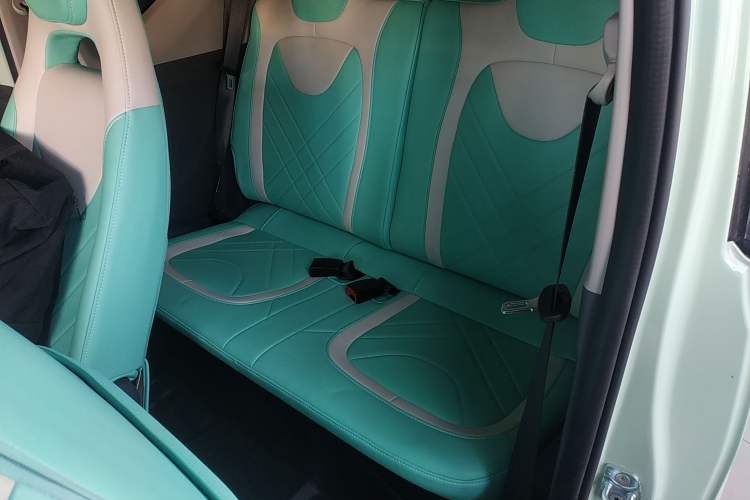 Used Wuling Hongguang MINIEV 2022 Macaron Premium Model – Lithium Iron Phosphate
