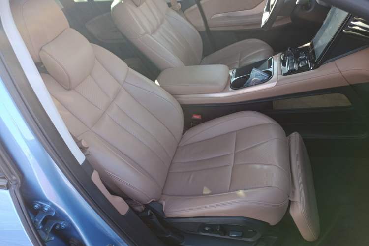 Used Nio ES8 2018 355 km Base Version 7-Seater Edition