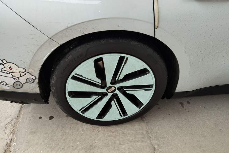 Used  E8 2024 665 km Range Rear-Drive Starship Long-Range Version
