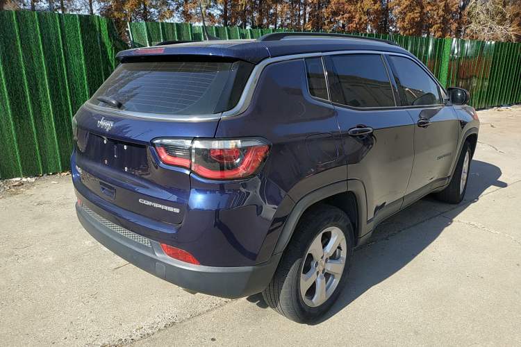 Used  Compass 2020 220T Automatic Leading Edition