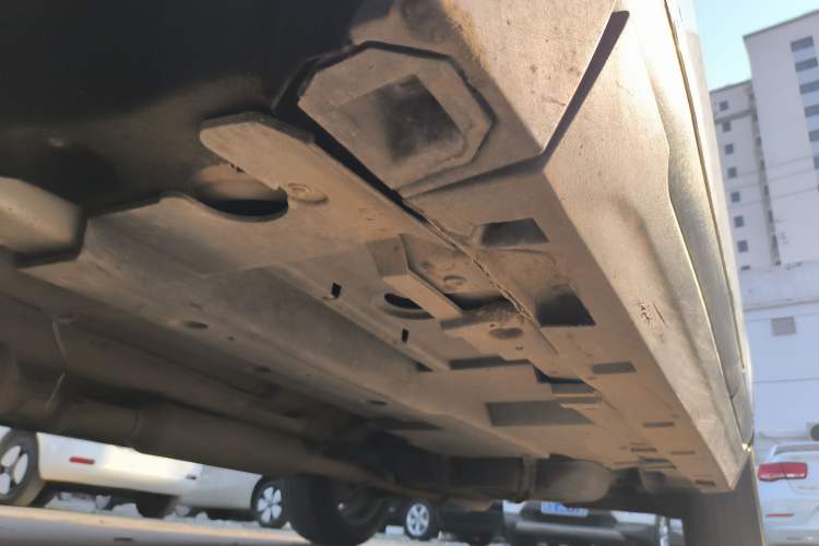 Used Zotye T700 2017 1.8T Dual-Clutch Luxury Model
