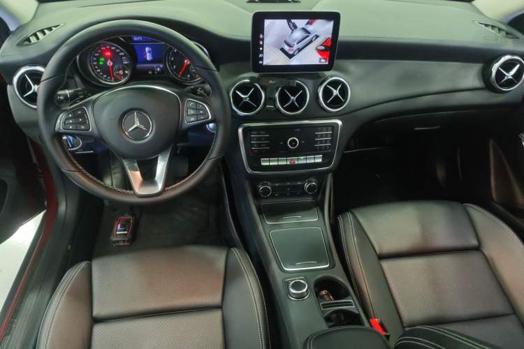 Used Mercedes-Benz GLA 2018 GLA 200 Fashion Model
