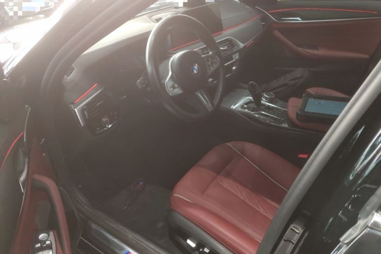 Used BMW 5 Series 2022 Second Facelift 530Li Leading Edition M Sport Package
