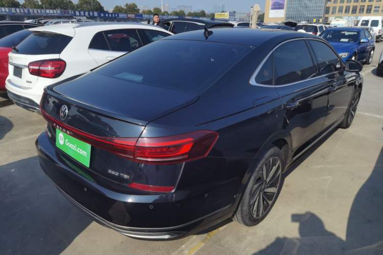 Used Volkswagen Passat 2022 330TSI Luxury Edition
