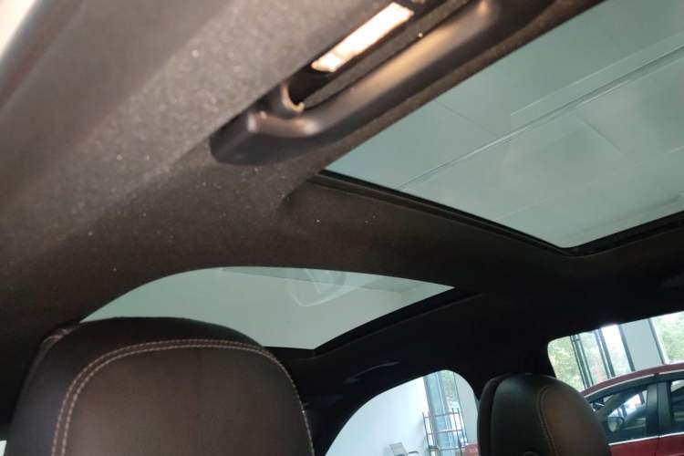 Used Mercedes-Benz GLC 2017 GLC 300 4MATIC Sport Edition
