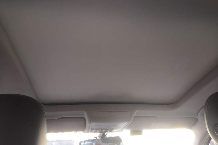 Used Volkswagen Tiguan L 2017 330TSI Automatic Two-Wheel Drive Luxury Edition
