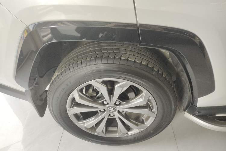 Used Toyota RAV4 2024 2.0L CVT Two-Wheel Drive Fashion Plus Edition