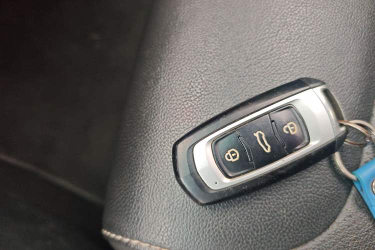 Used Geely Auto Vision X3 2017 1.5L Automatic Prestige Model