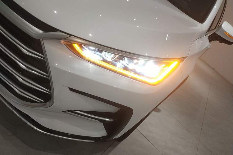 Used BYD Tang New Energy 2023 DM-i Champion Edition 112KM Prestige Model
