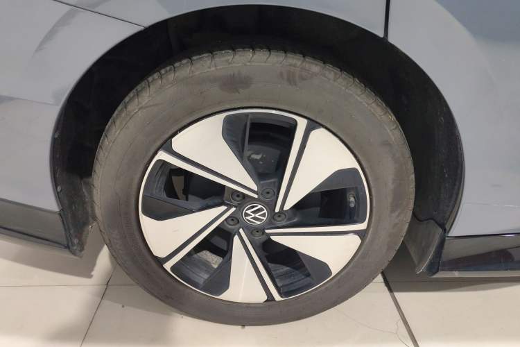 Used Volkswagen ID.7 VIZZION 2024 AIR model
