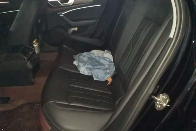 Used Audi A6 2020 allroad quattro Explorer 55 TFSI Prestige Off-Road Model
