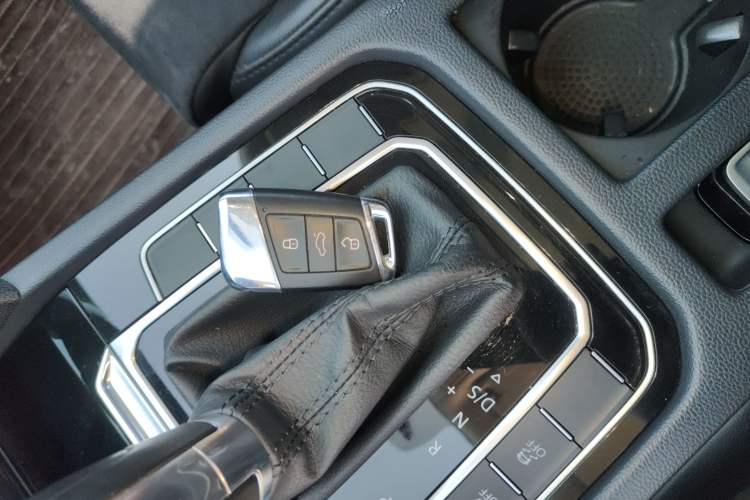 Used Volkswagen Magotan 2018 330TSI DSG Luxury Model
