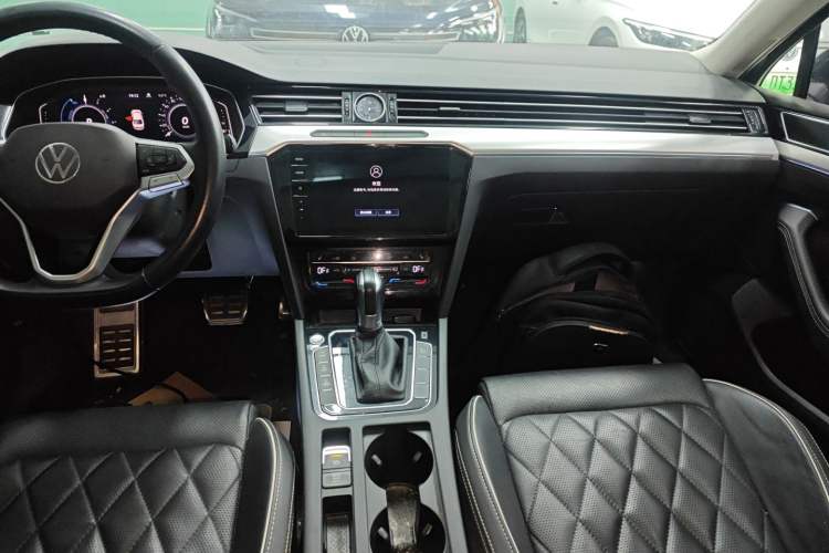 Used Volkswagen Magotan GTE Plug-in Hybrid 2022 GTE Luxury Model
