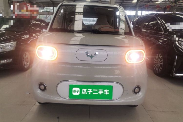 Used Wuling Hongguang MINIEV 2024 3rd Generation 215km Advanced Version
