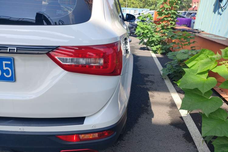 Used Dongfeng Fengon 580 2021 Revised ☆ Star Edition 1.8L Manual Elite Version
