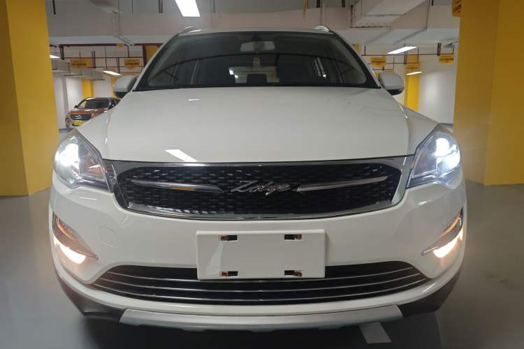 Used Zotye Domy X5 2015 1.5T CVT ZhiXian Trim China V Standard