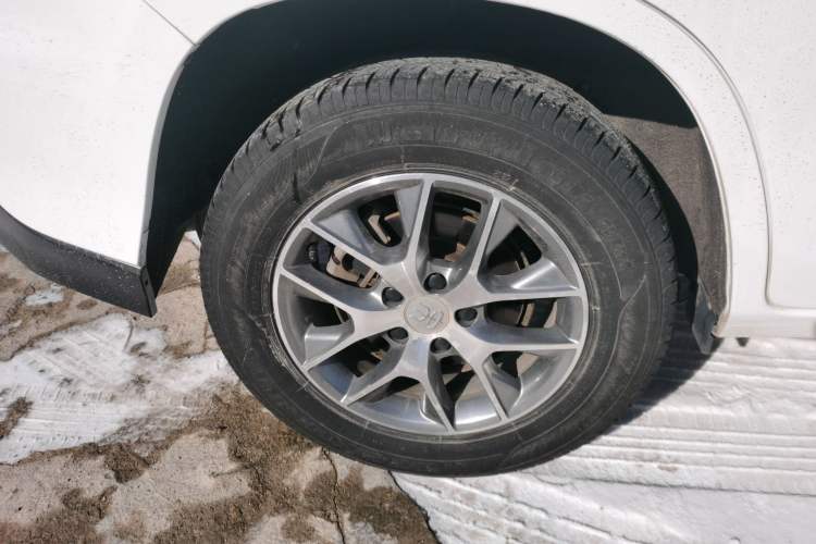 Used BYD Song 2018 1.5TID Automatic Smart Connect Prestige Model