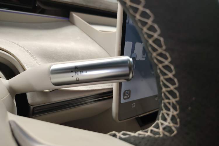 Used Hima Luxeed R7 2024 All-Electric 736 km Ultra