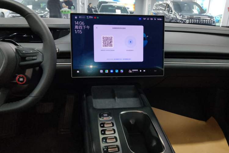 Used  SU7 2024 Rear-Drive Ultra-Long Range Advanced Pro-Level Intelligent Driving Version