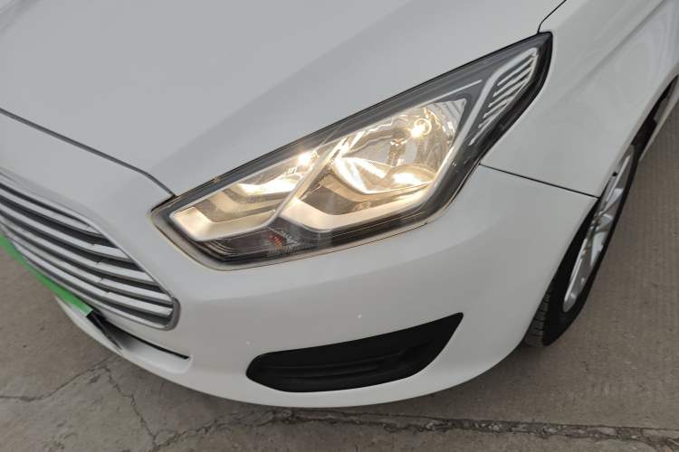 Used Ford Escort 2019 Revised Version 1.5L Manual Quality Enjoyment Type China VI Standard
