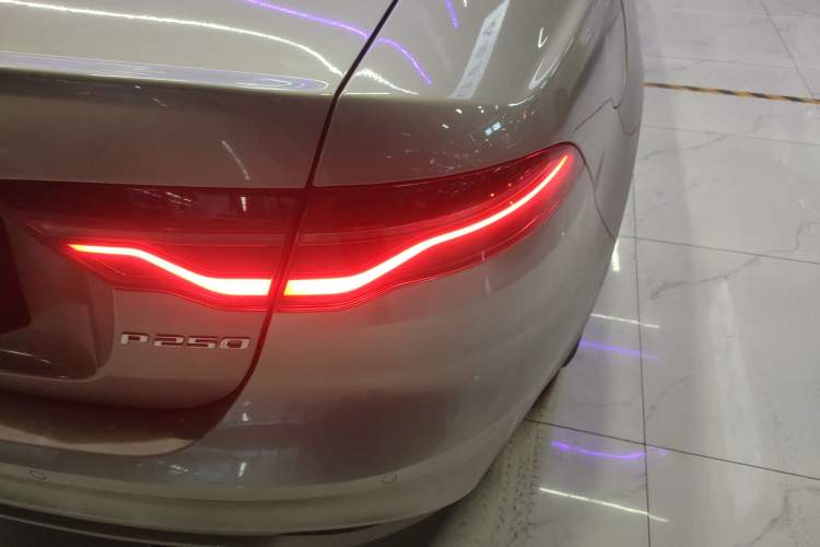 Used Jaguar XEL 2024 2.0T 250 PS R-DYNAMIC S Advanced Sport Edition
