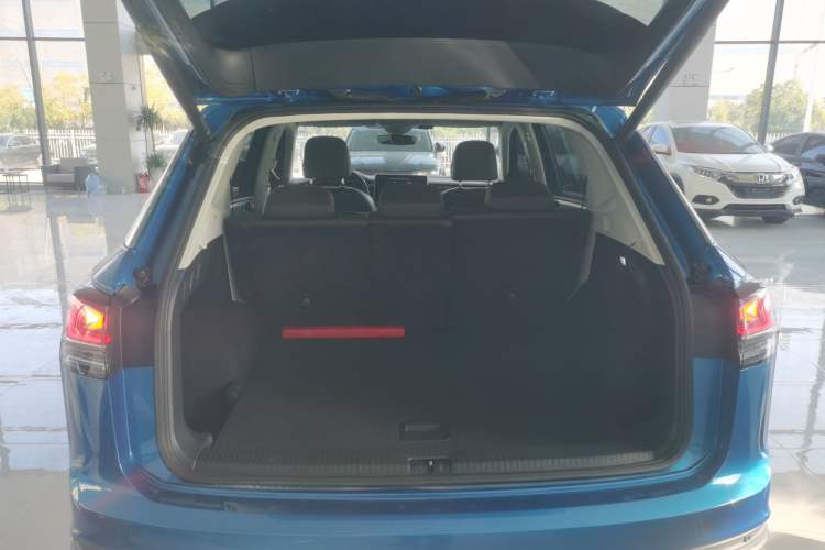 Used Volkswagen Tayron 2023 280TSI Two-Wheel-Drive Luxury Plus Advanced Version