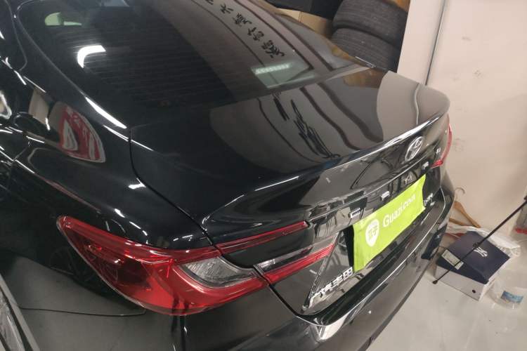 Used Toyota Camry 2024 Dual-Motor 2.0 HGVP Luxury Edition
