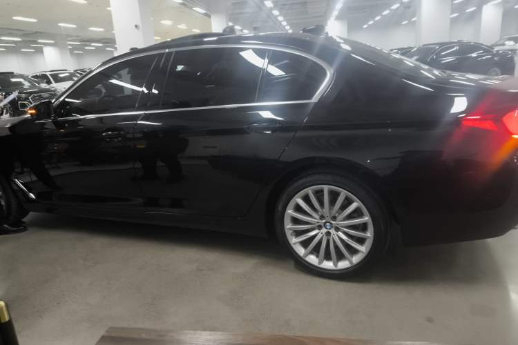 Used BMW 5 Series 2023 530Li Luxury Edition Premium Package