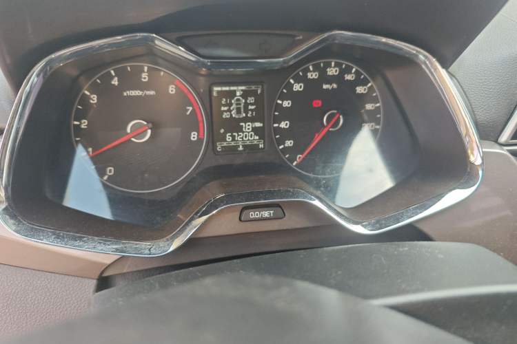 Used Baojun 310W 2017 1.5L Manual Fashion Model China V
