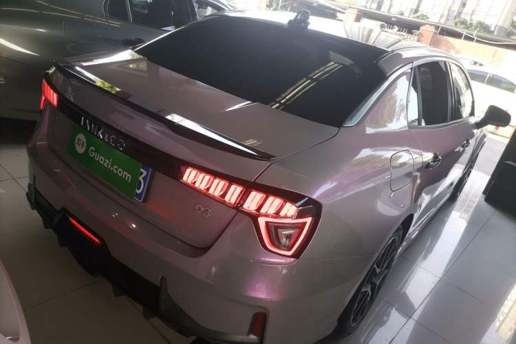 TDK.VehicleDetails.img