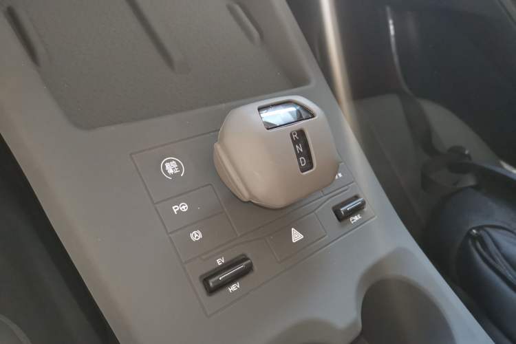 Used BYD Qin PLUS 2025 DM-i Smart Drive 55KM Leading Model
