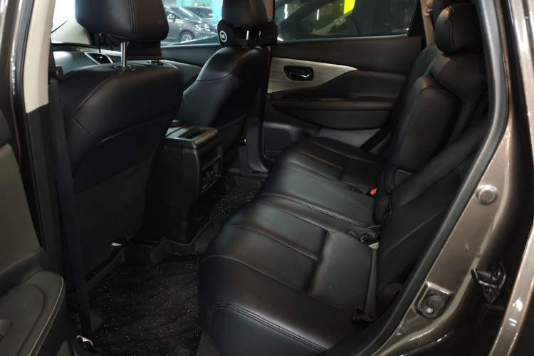 Used Nissan Murano 2021 2.5L XE Two-Wheel Drive Elite Edition
