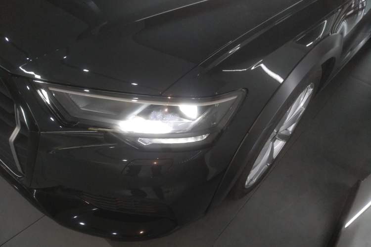 Used Audi A6 2023 allroad quattro 55 TFSI Prestige Off-Road Model
